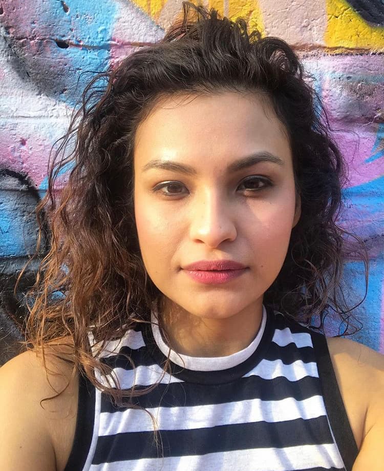 User avatar for Roxana