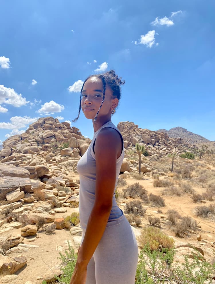 Bliss - singer looking for electric guitarist