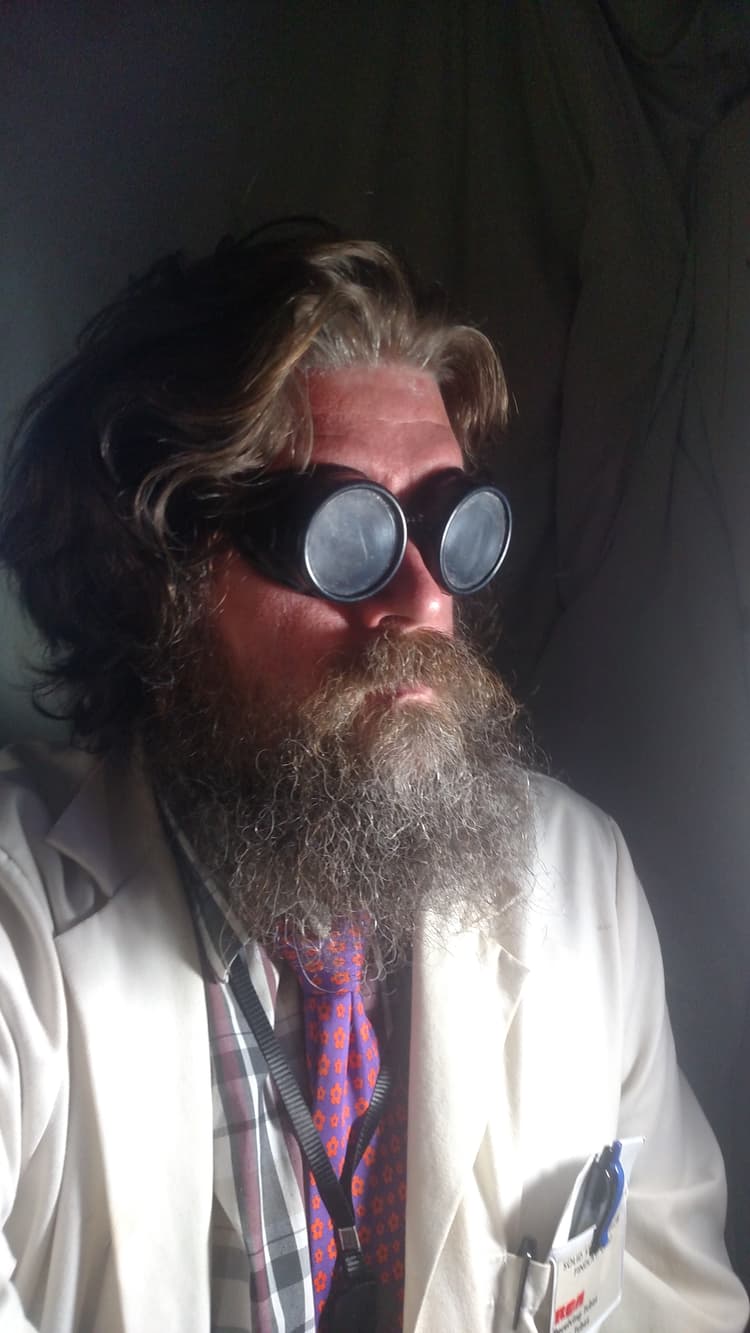 Dr Aqueous and the Fantastik Apparatus